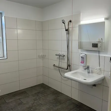 Dorfstrasse 32a - Individuelle Gospodarstwo wiejskie