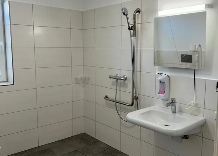 Dorfstrasse 32A - Individuelle Unterkunft Fuer Bis Zu 13 Personen منزل ريفي