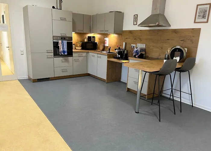 Dorfstrasse 32A - Individuelle Unterkunft Fuer Bis Zu 13 Personen