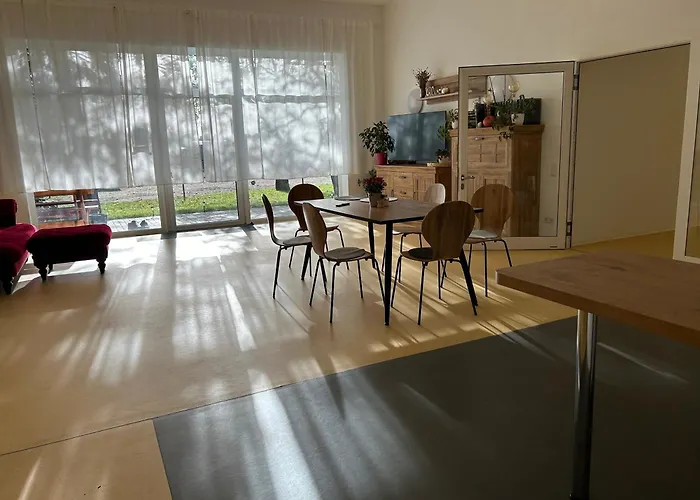 Dorfstrasse 32A - Individuelle Unterkunft Fuer Bis Zu 13 Personen