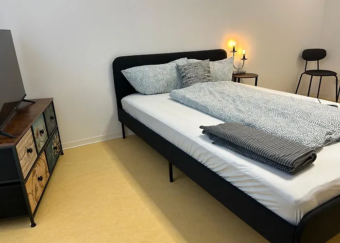 Dorfstrasse 32A - Individuelle Unterkunft Fuer Bis Zu 13 Personen Bensdorf