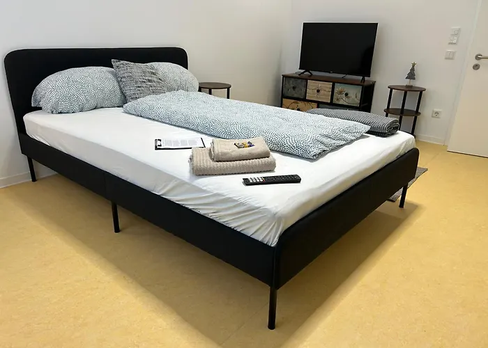 Dorfstrasse 32A - Individuelle Unterkunft Fuer Bis Zu 13 Personen